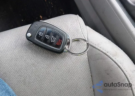 2018 Hyundai Tucson Sel z USA, uszkodzony, nr VIN KM8J3CA42JU736605